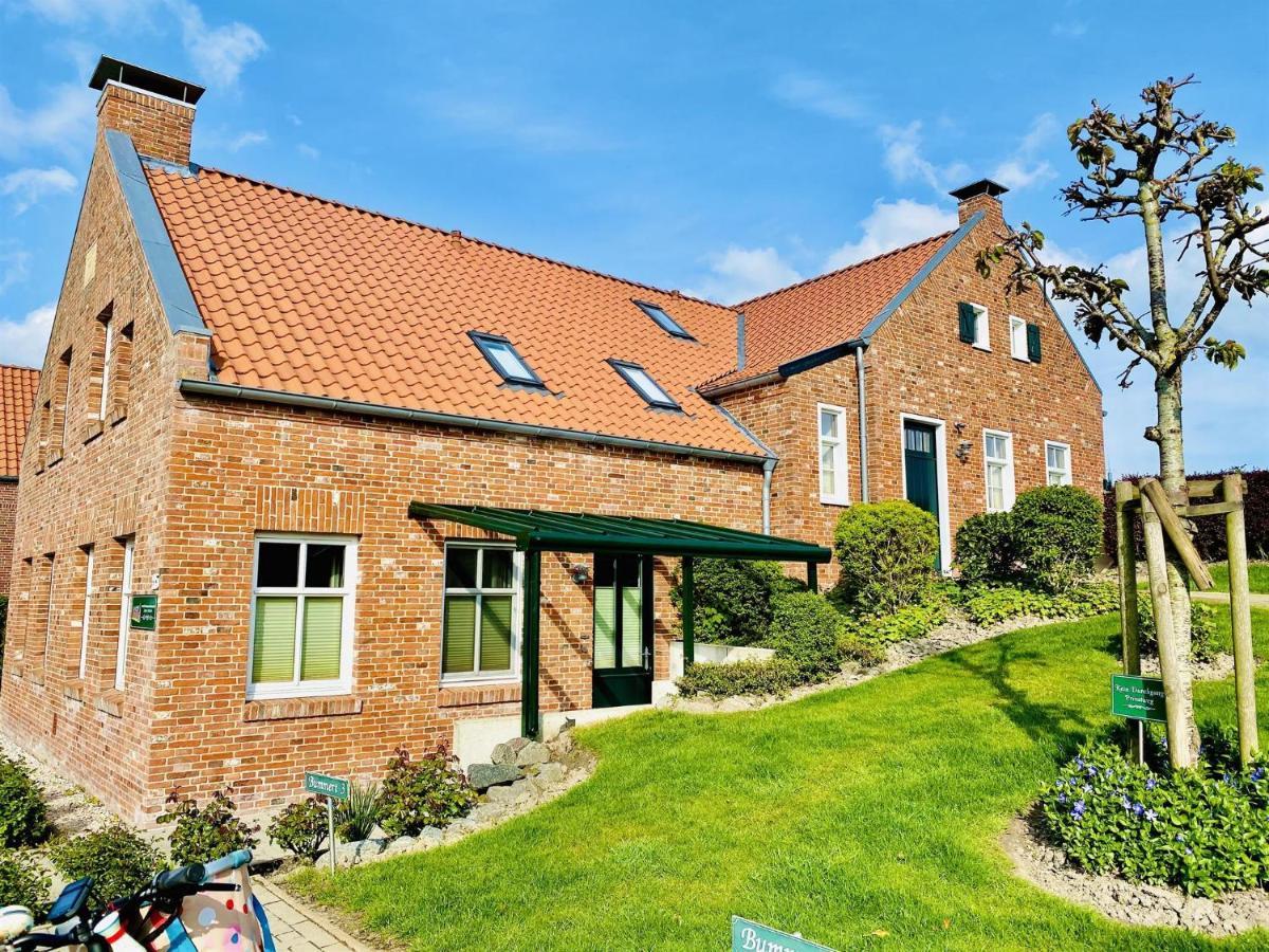 Oltmanns Ferienhaus Bummert Am Hafen Greetsiel Bagian luar foto