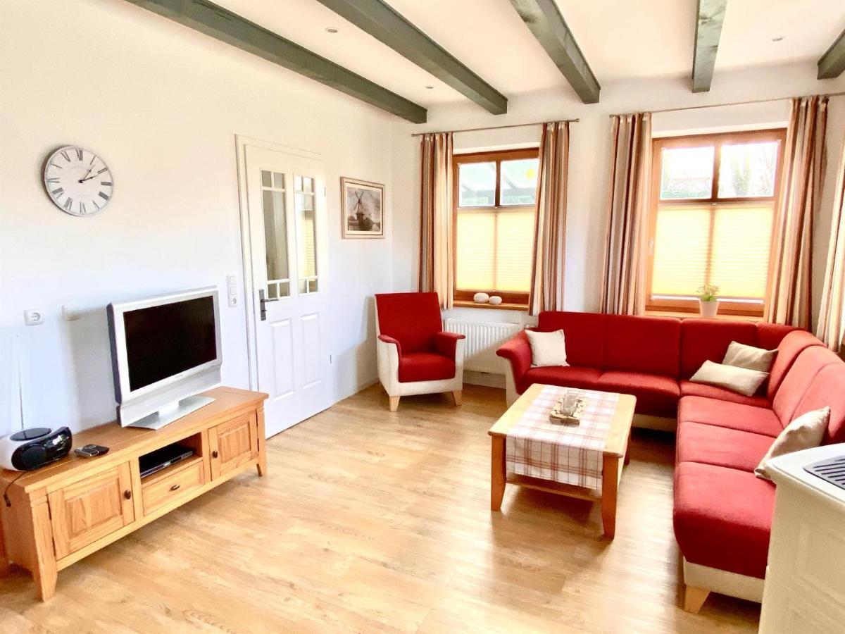 Oltmanns Ferienhaus Bummert Am Hafen Greetsiel Bagian luar foto