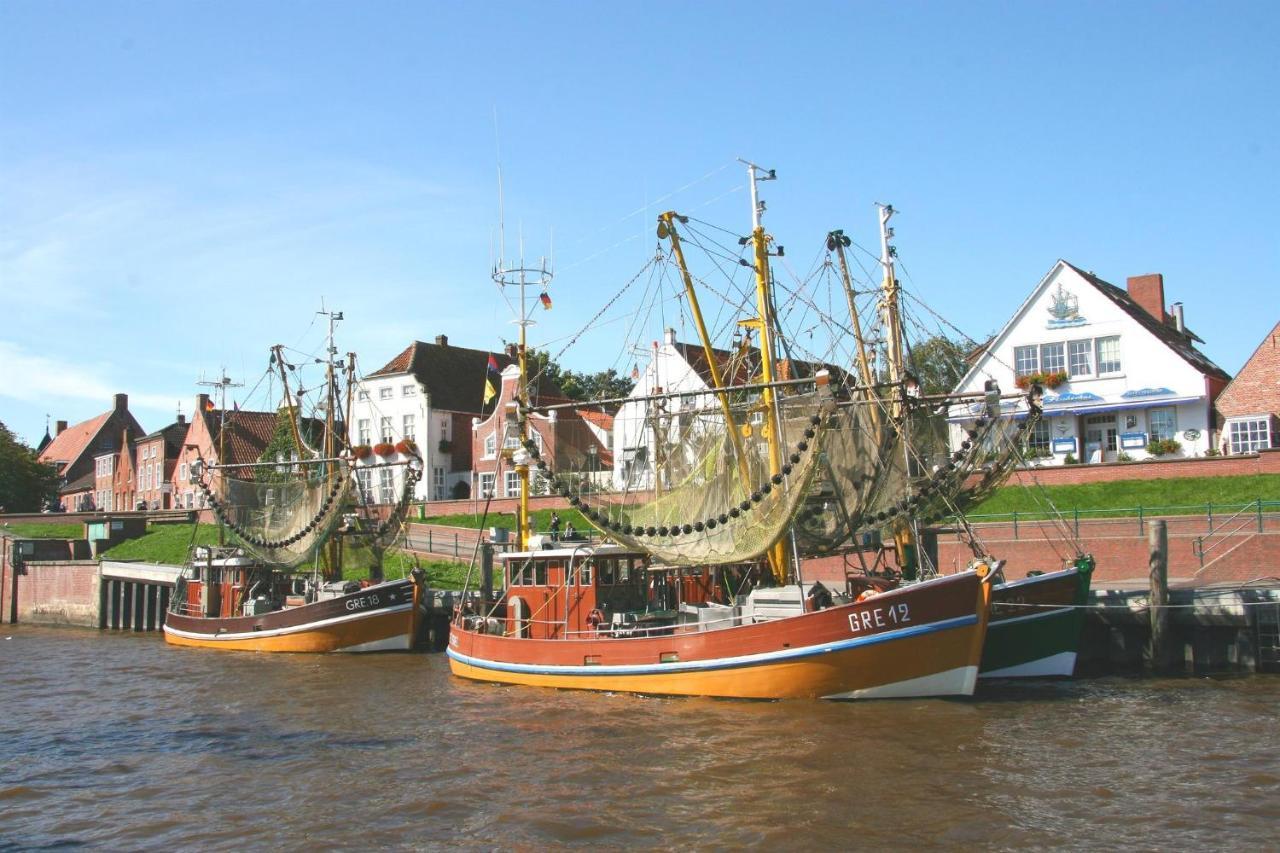Oltmanns Ferienhaus Bummert Am Hafen Greetsiel Bagian luar foto