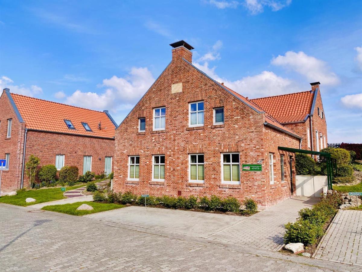 Oltmanns Ferienhaus Bummert Am Hafen Greetsiel Bagian luar foto