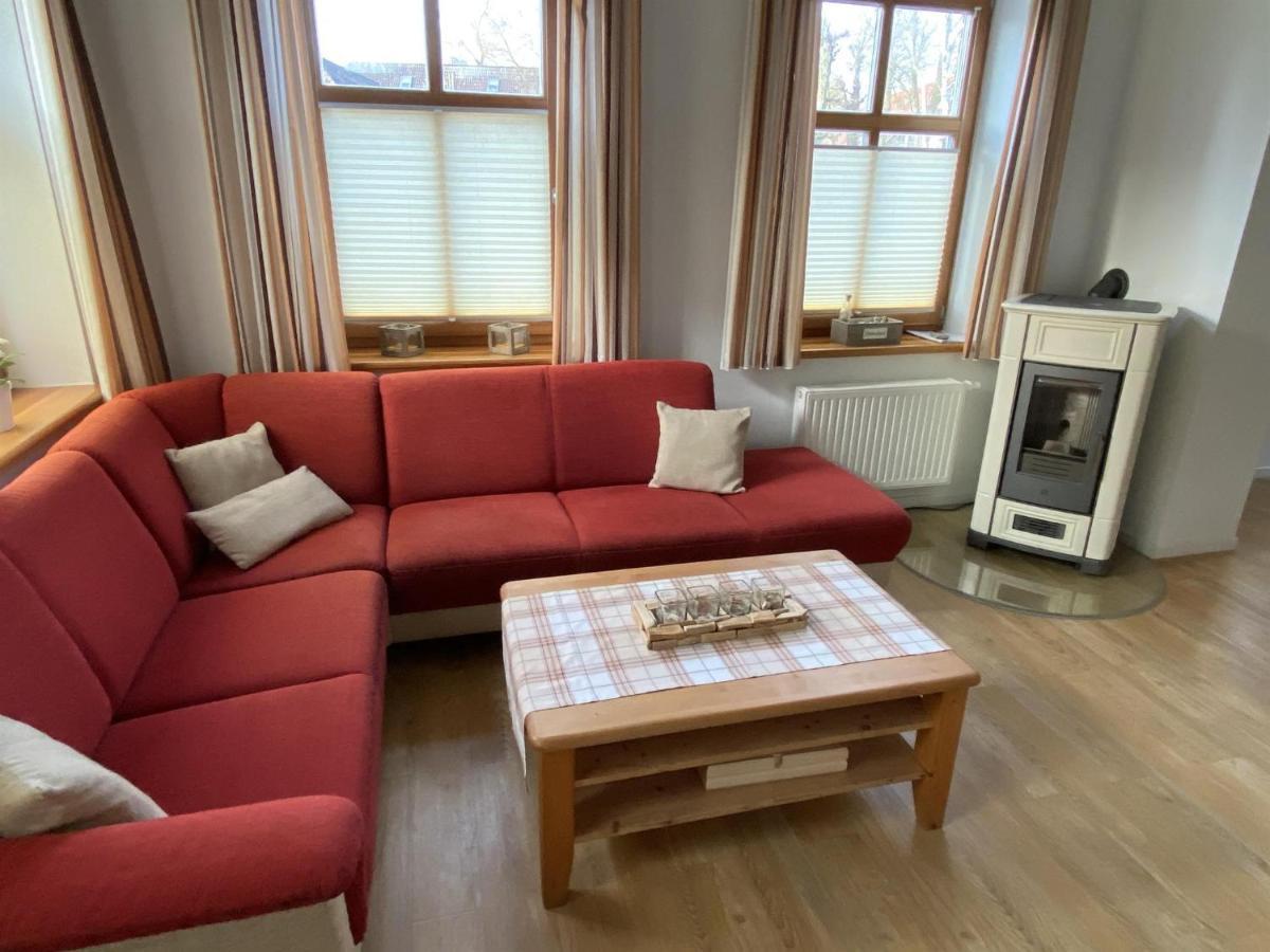 Oltmanns Ferienhaus Bummert Am Hafen Greetsiel Bagian luar foto