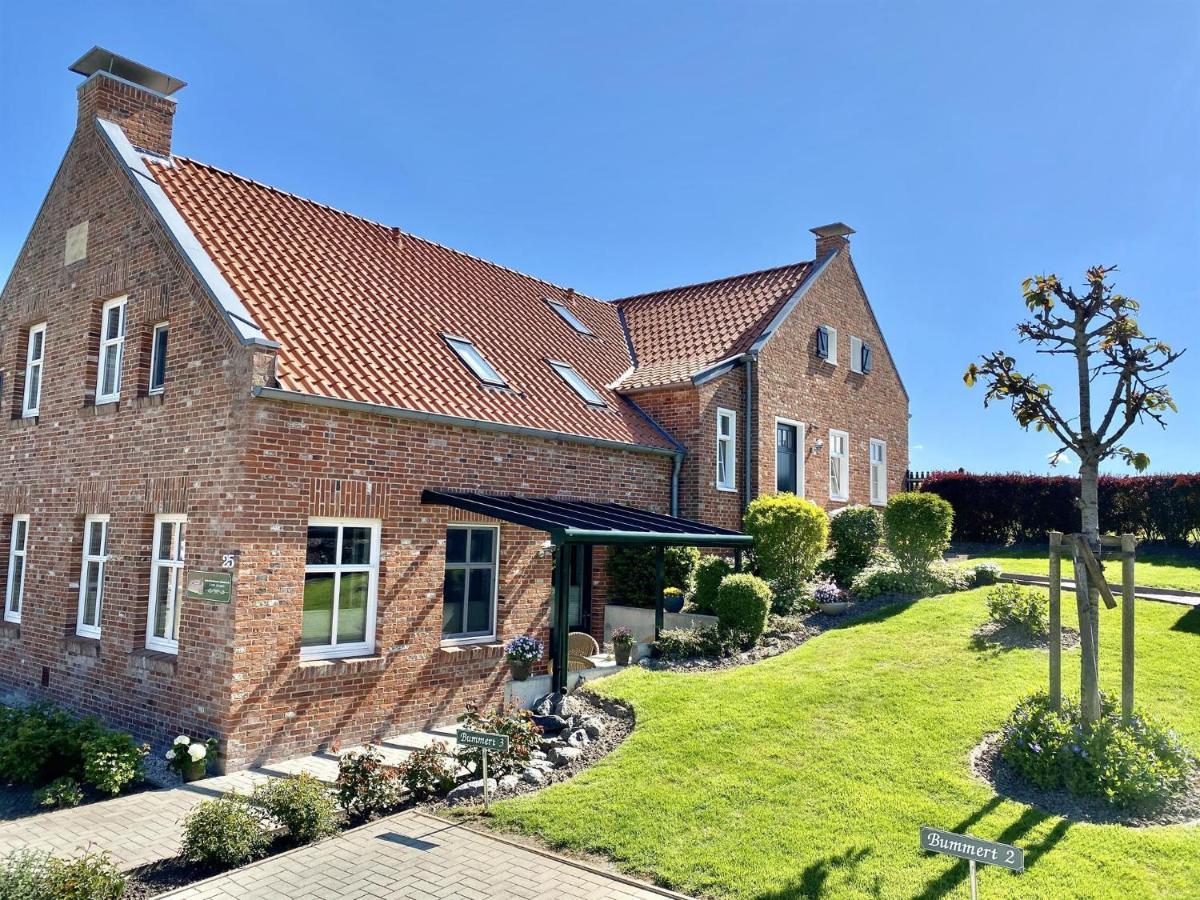 Oltmanns Ferienhaus Bummert Am Hafen Greetsiel Bagian luar foto