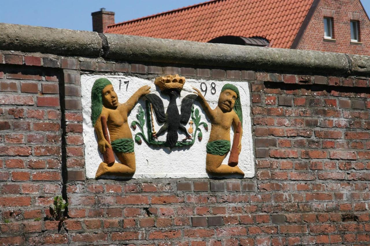 Oltmanns Ferienhaus Bummert Am Hafen Greetsiel Bagian luar foto